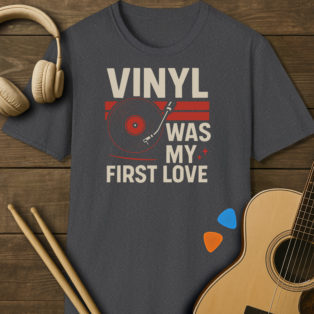 SOUNDOSE First Love T-Shirt — Dark Heather t-shirt