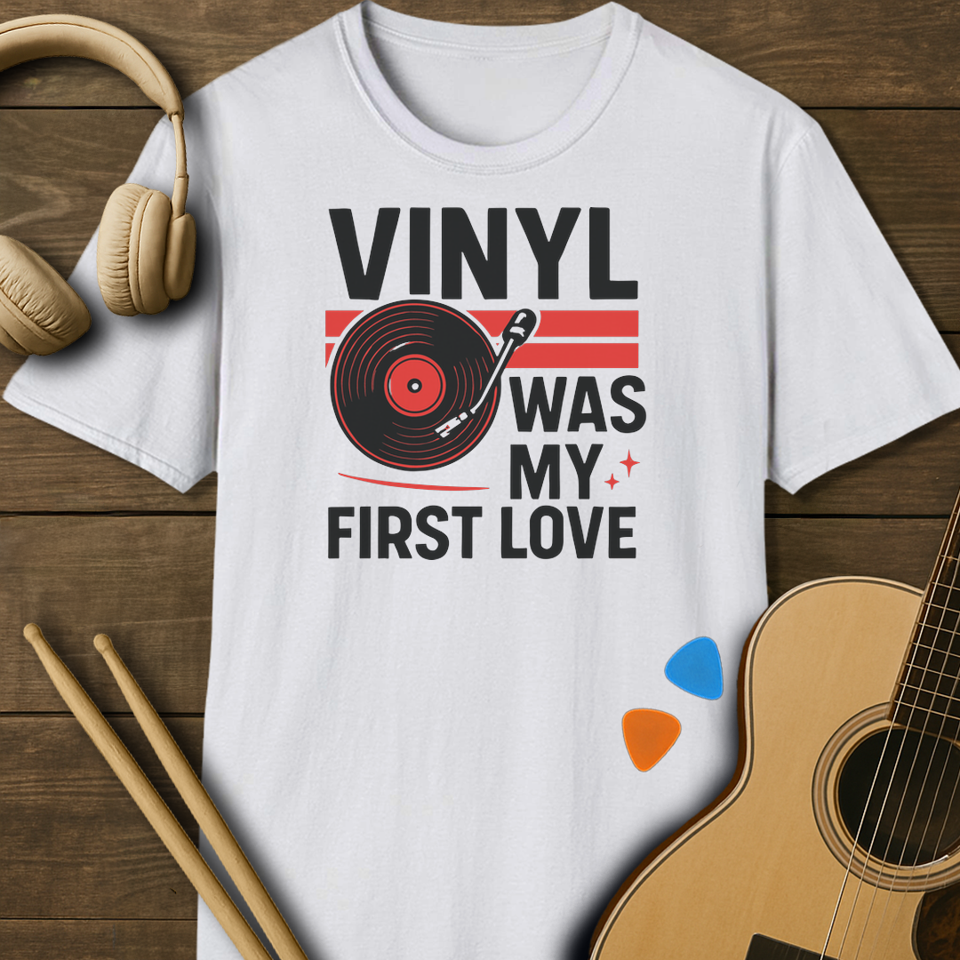SOUNDOSE First Love T-Shirt — White t-shirt