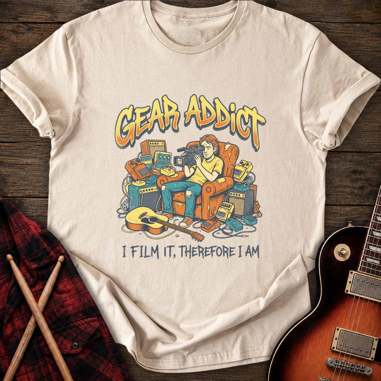 SOUNDOSE Gear Addict T-Shirt — Sand t-shirt