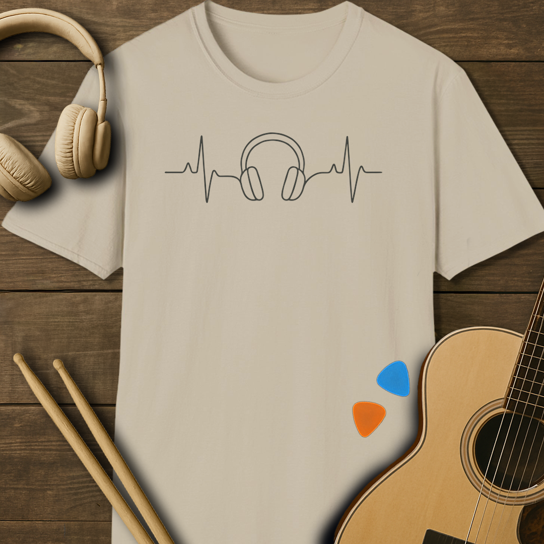 SOUNDOSE Heartbeat Headphones T-Shirt — Sand t-shirt
