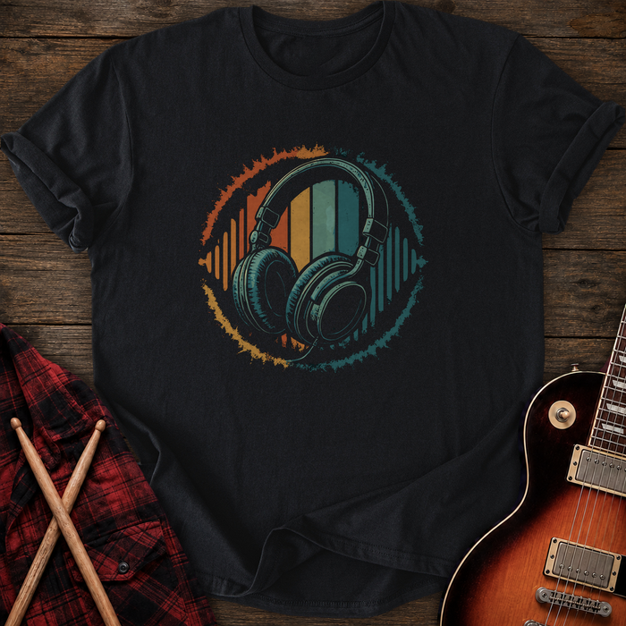 SOUNDOSE Vintage Headphones T-Shirt — Black t-shirt
