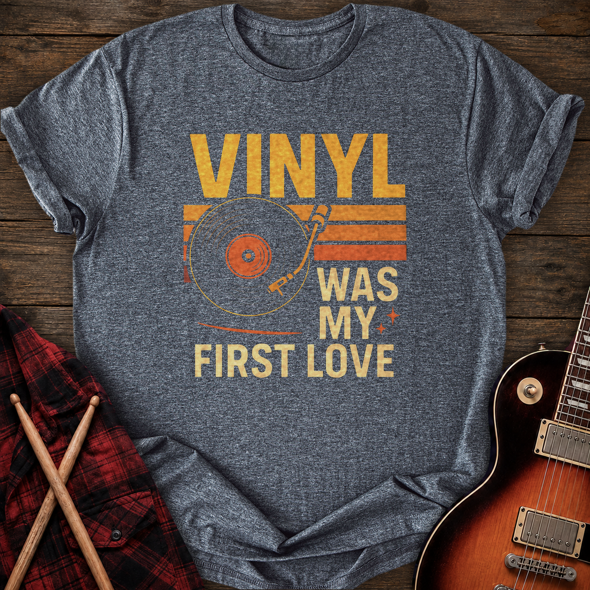 SOUNDOSE Vintage Love T-Shirt — Dark Heather t-shirt